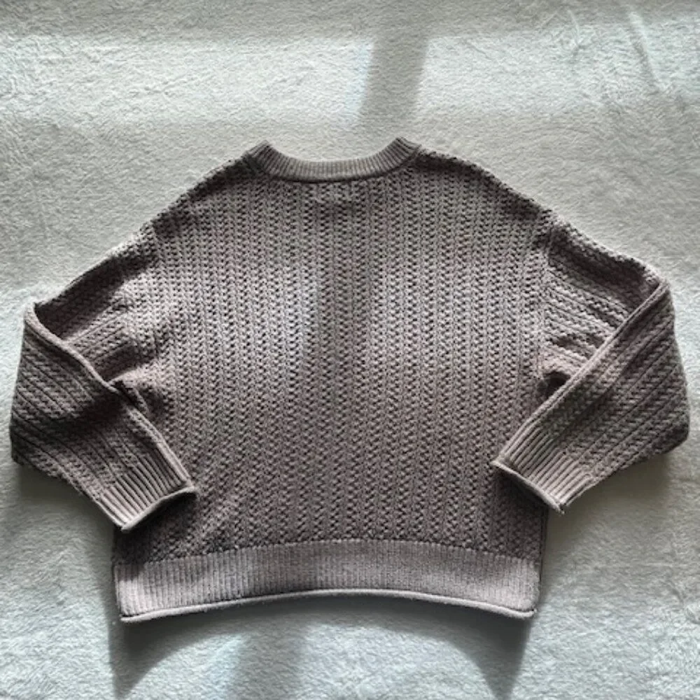 Universal Thread Cropped Taupe/Tan Textured Knit Long Sleeve Sweater Size M - Picture 3 of 5